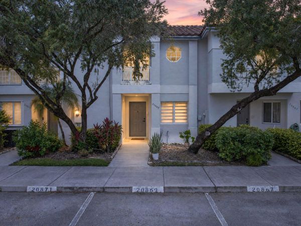 20869 NW 2ND Street, Unit 1, Pembroke Pines, FL 33029