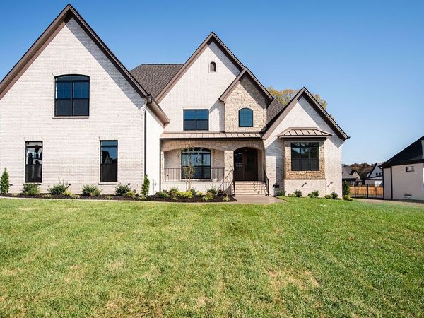 884 Harrisburg Ln , Mount Juliet, TN 37122
