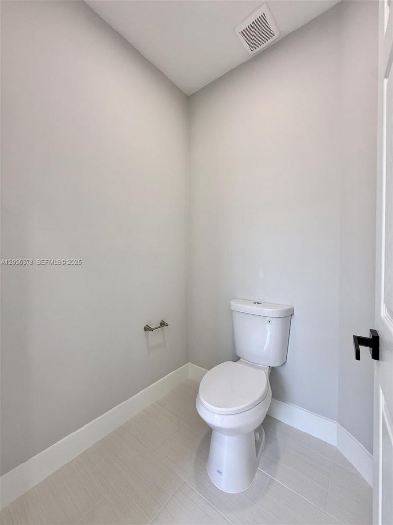 10392 NW 31st Ter , Doral, FL 33172 Photo