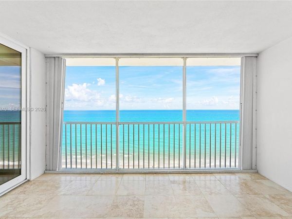 840 Ocean Dr, Unit 1105, Juno Beach, FL 33408