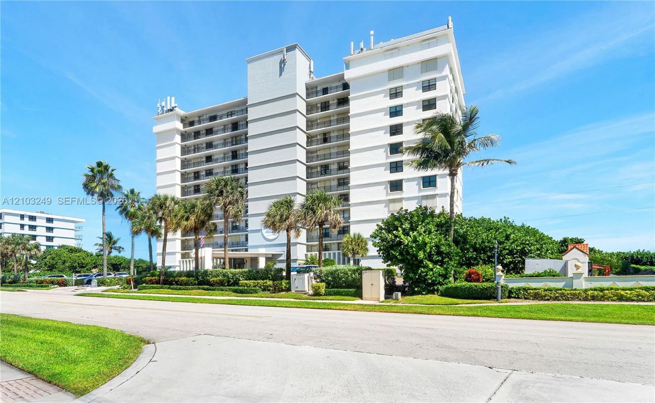 840 Ocean Dr, Unit 1105, Juno Beach, FL 33408 Photo