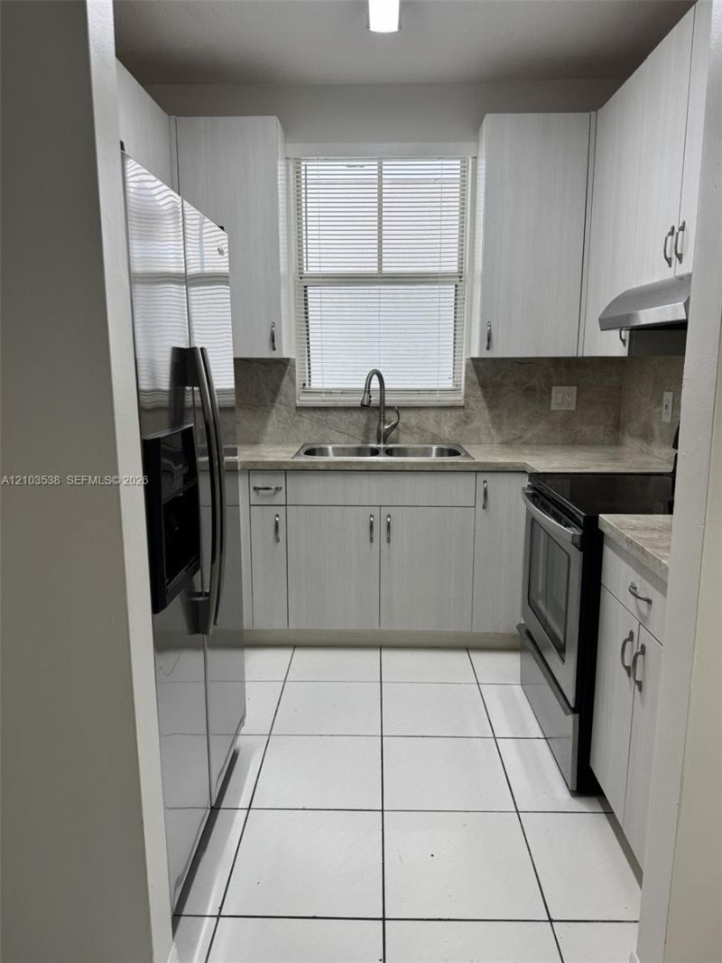 14312 NW 83rd Pl, Unit 14312, Miami Lakes, FL 33016 Photo