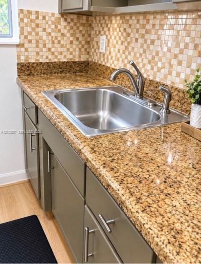 7720 Harding Ave , Unit 12, Miami Beach, FL 33141 Photo