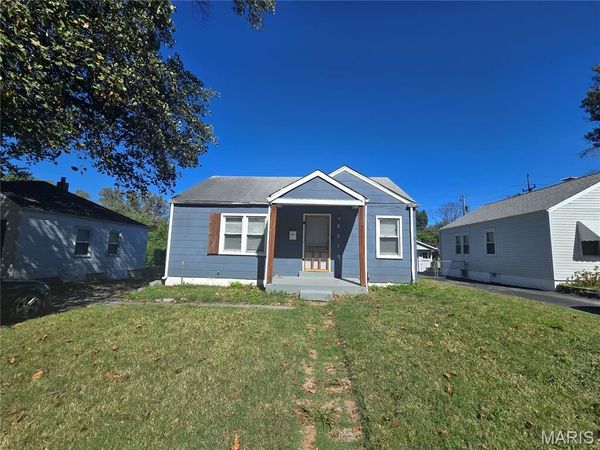 8019 Aline Avenue , Berkeley, MO 63134