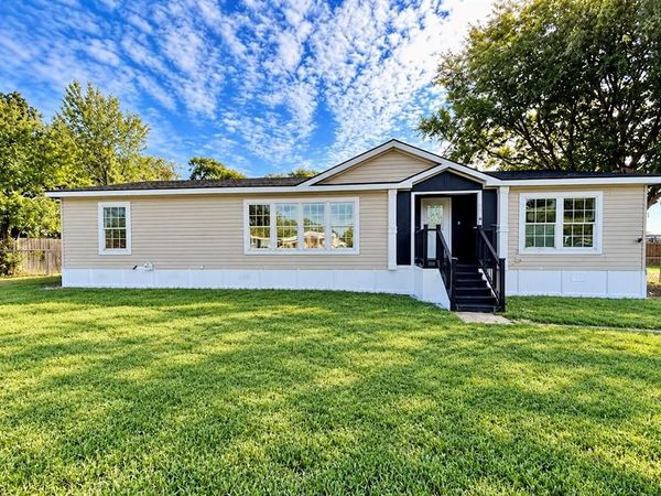 250 Rio Grande Drive, Midlothian, TX 76065