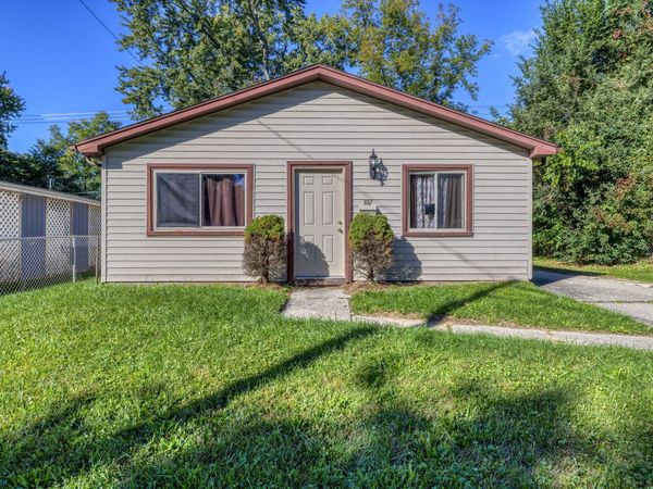 887 Kettering Avenue, Pontiac, MI 48340