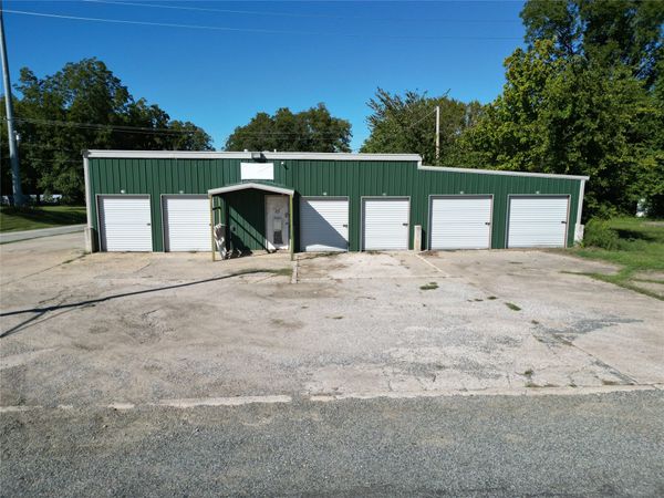 230 W Main Street , Stonewall, OK 74849