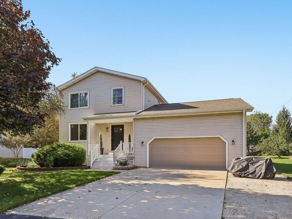 11262 3rd Ave, Pleasant Prairie, WI 53158