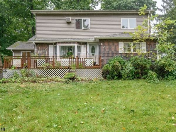 17 Brady St, West Milford, NJ 07480