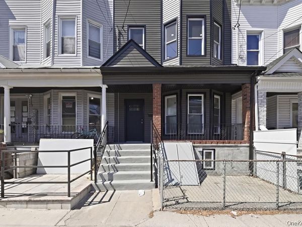 9209 88th Avenue , Woodhaven, NY 11421