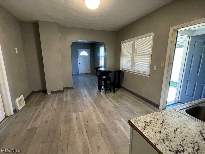 5902 Gertrude Avenue, Cleveland, OH 44105 Photo 10