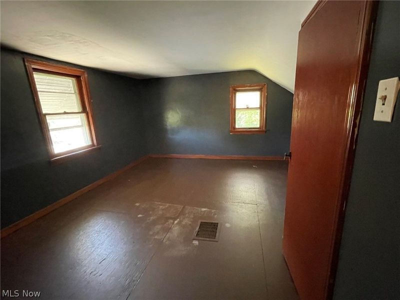 5902 Gertrude Avenue, Cleveland, OH 44105 Photo 24