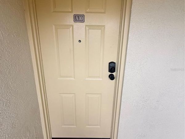 1515 PINELLAS BAYWAY S, Unit 10, TIERRA VERDE, FL 33715