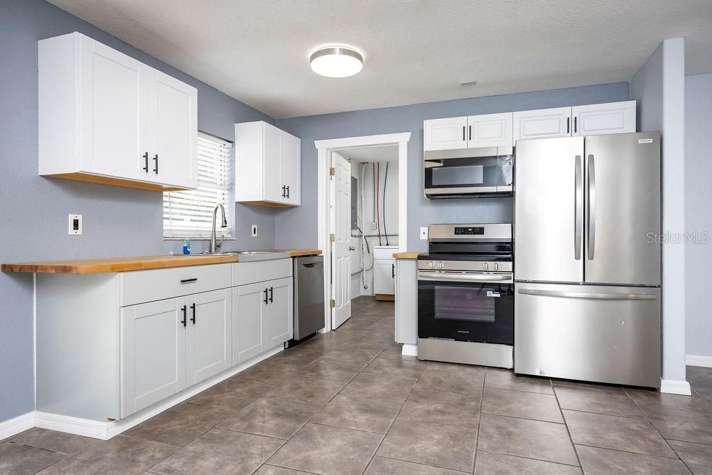 2229 Mango Tree Drive , Edgewater, FL 32141 Photo