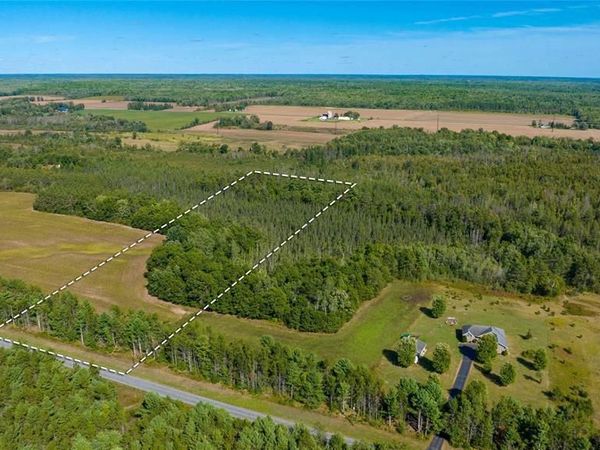7562 Fairview Road, Ladysmith, WI 54848