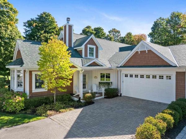 818 Fairways, Unit 10, Harbor Springs, MI 49740