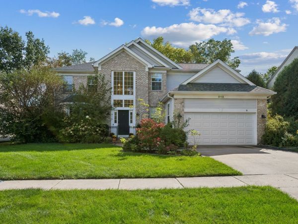 915 Charlton Road, Lake Villa, IL 60046