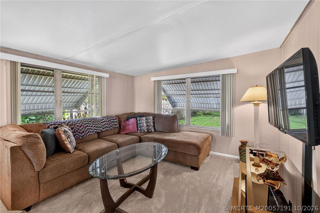 8051 SE Homestead Avenue , Hobe Sound, FL 33455 Photo