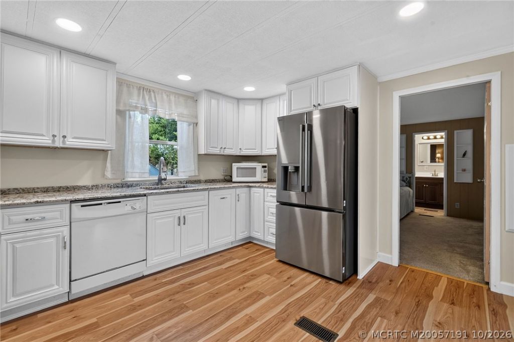 8051 SE Homestead Avenue , Hobe Sound, FL 33455 Photo