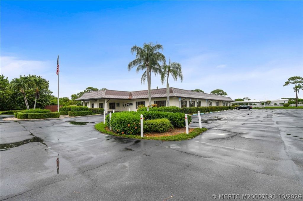 8051 SE Homestead Avenue , Hobe Sound, FL 33455 Photo