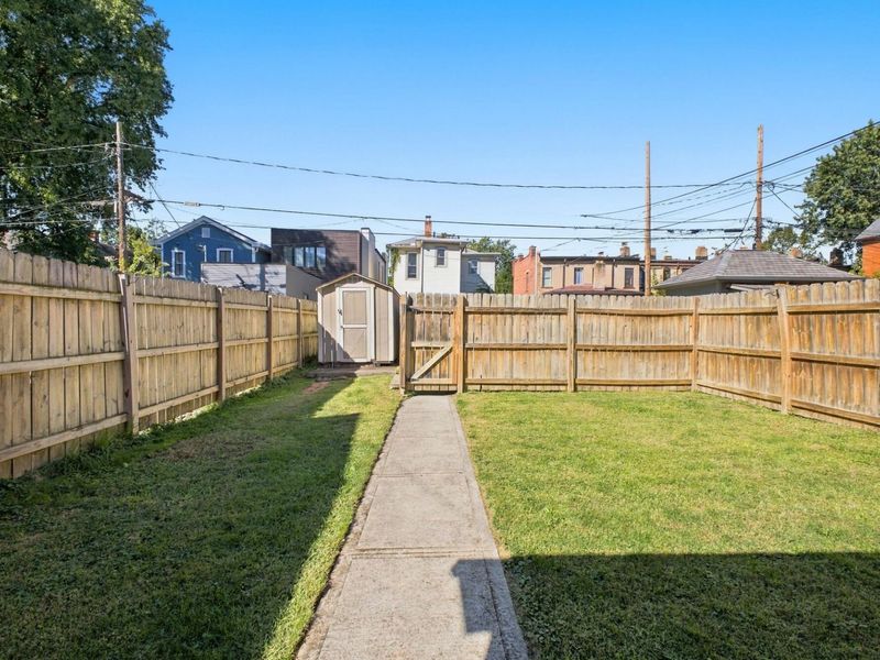 965 Hunter Avenue, Columbus, OH 43201 Photo 27