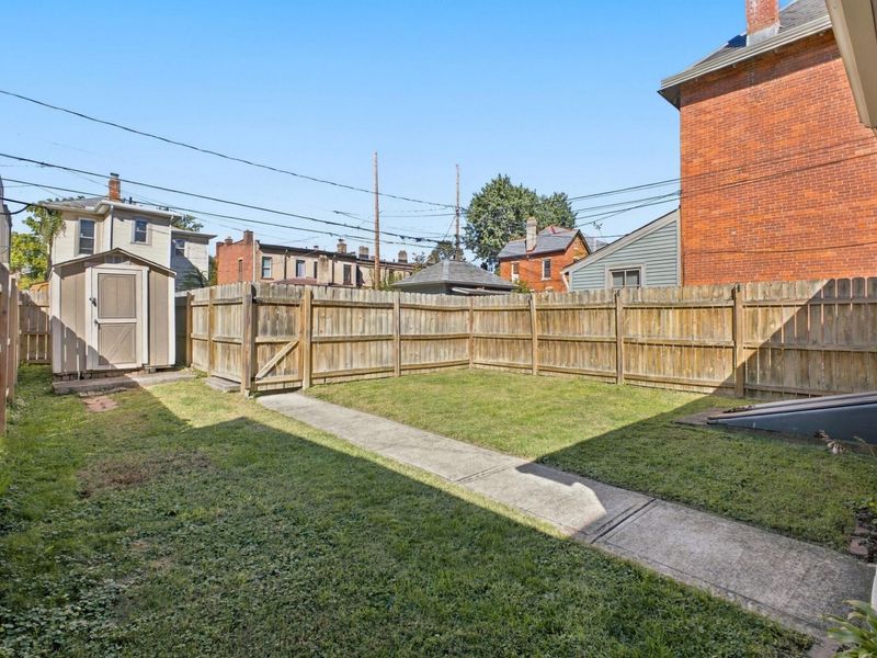 965 Hunter Avenue, Columbus, OH 43201 Photo 29