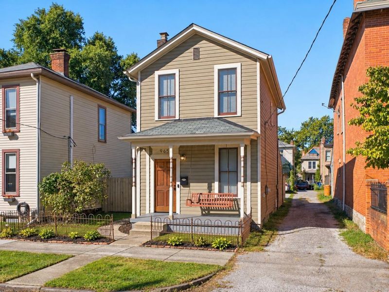 965 Hunter Avenue, Columbus, OH 43201 Photo 4