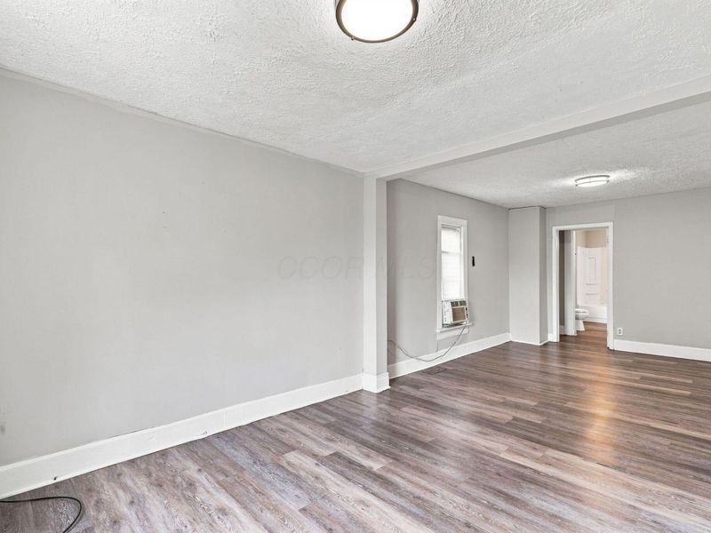 2884 E 9th Avenue , Columbus, OH 43219 Photo 12