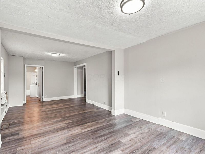 2884 E 9th Avenue , Columbus, OH 43219 Photo 13