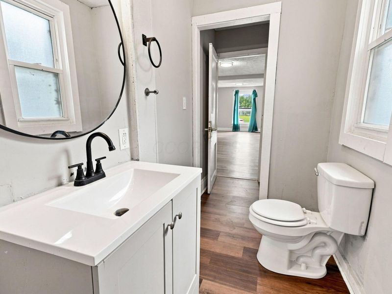 2884 E 9th Avenue , Columbus, OH 43219 Photo 16