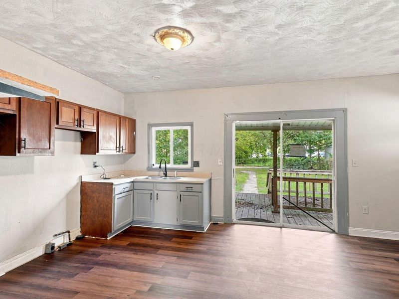 2884 E 9th Avenue , Columbus, OH 43219 Photo 17