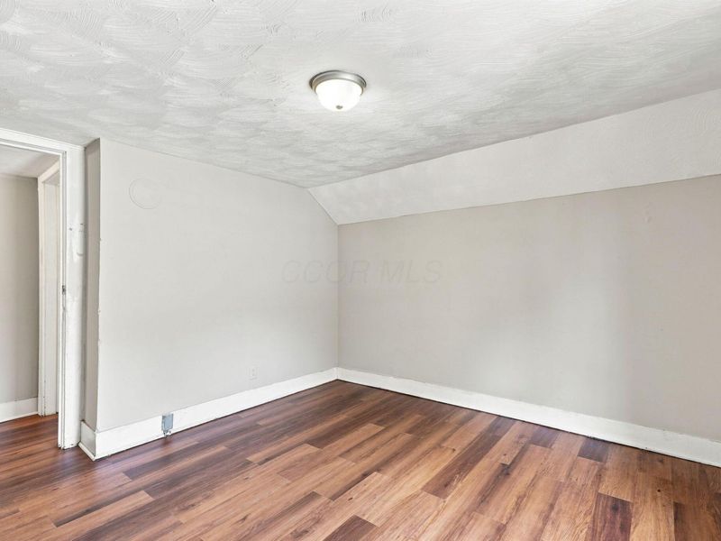 2884 E 9th Avenue , Columbus, OH 43219 Photo 30