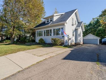 185 Lake Street, Hamburg, NY 14075