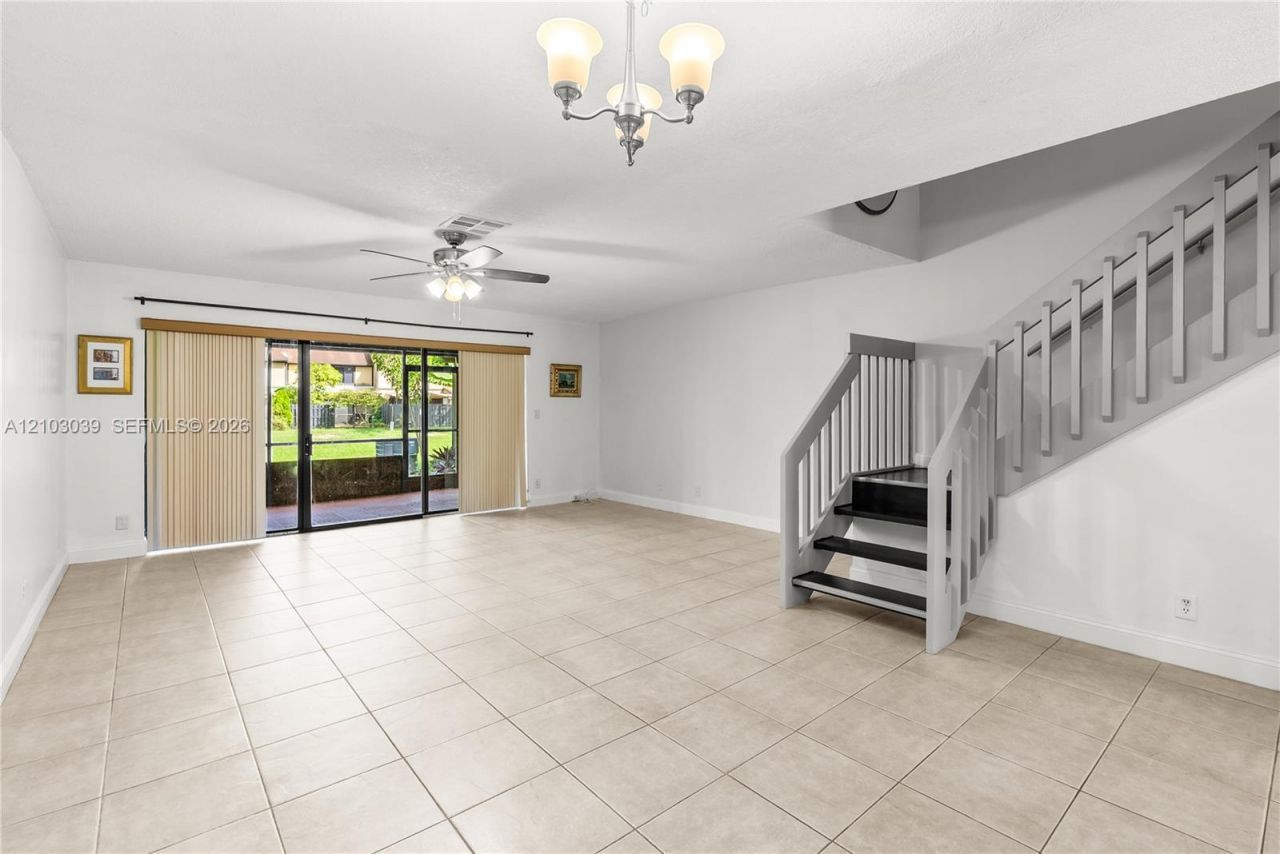 4410 NW 92nd Way , Sunrise, FL 33351 Photo