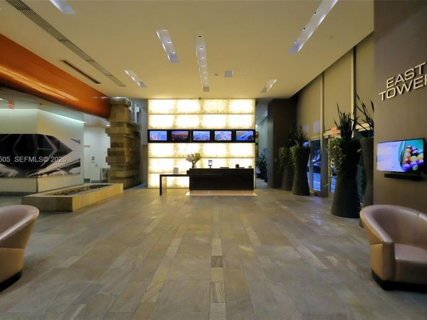 500 Brickell Ave , Unit 1607, Miami, FL 33131