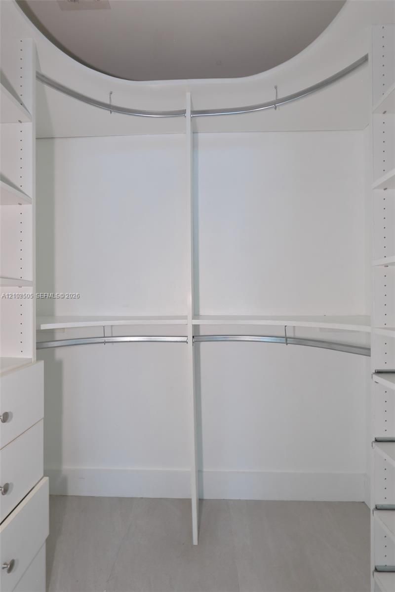 500 Brickell Ave , Unit 1607, Miami, FL 33131 Photo