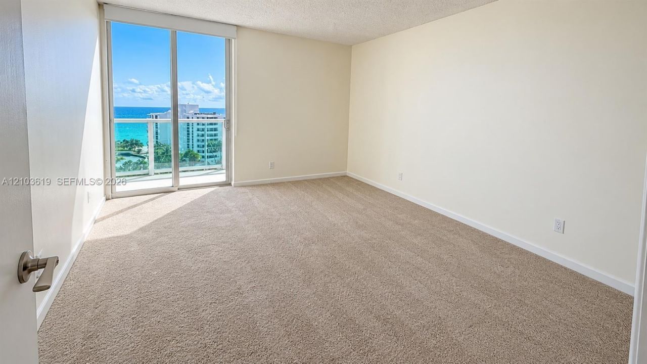 100 Bayview Dr , Unit 1106, Sunny Isles Beach, FL 33160 Photo