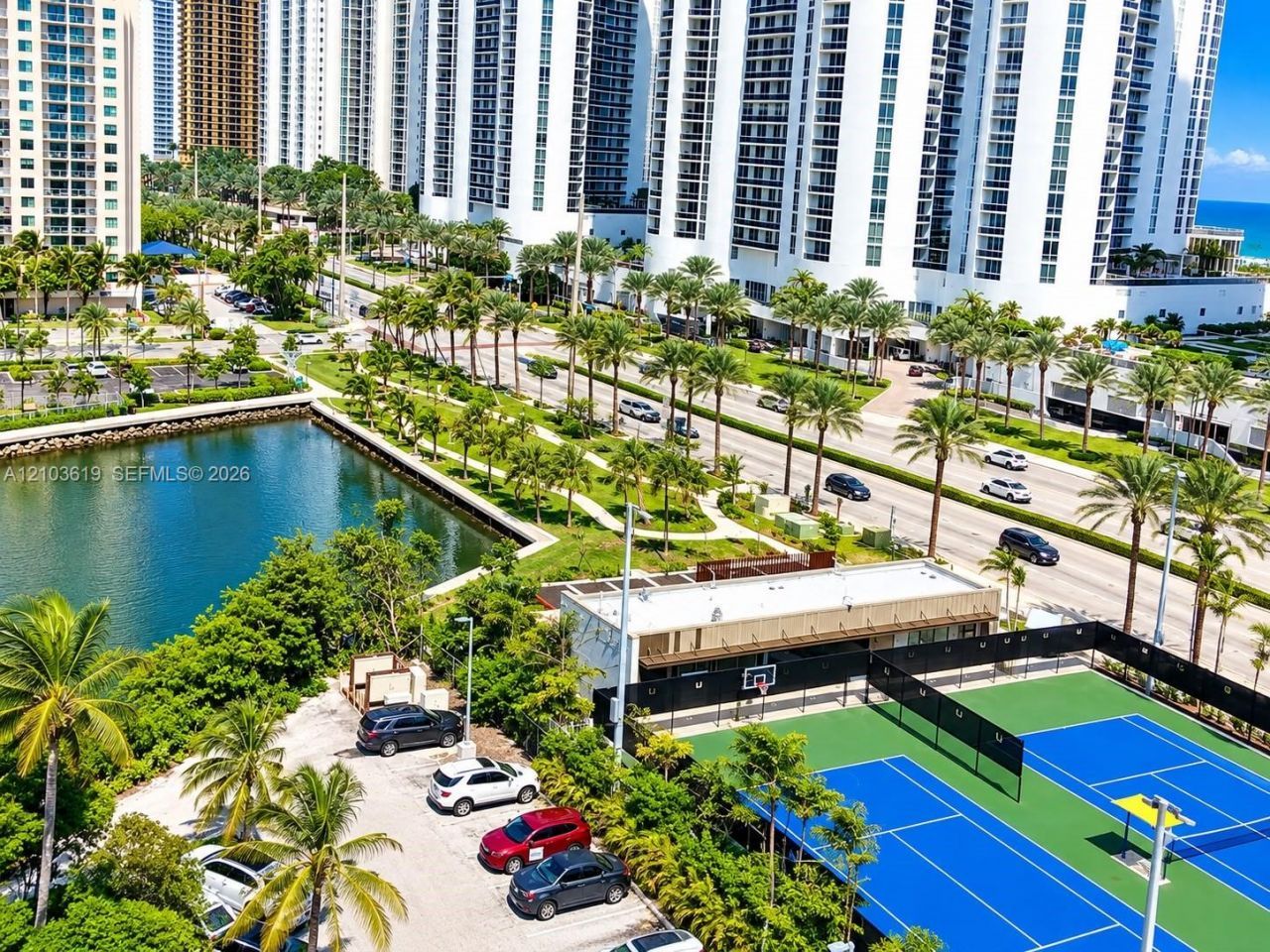 100 Bayview Dr , Unit 1106, Sunny Isles Beach, FL 33160 Photo