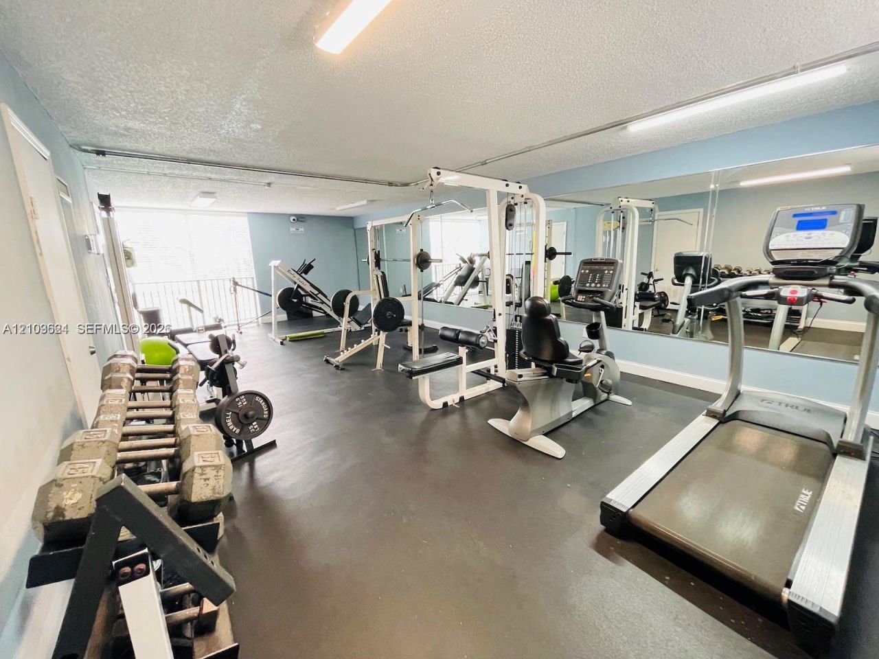 1801 S Treasure Dr , Unit 304, North Bay Village, FL 33141 Photo
