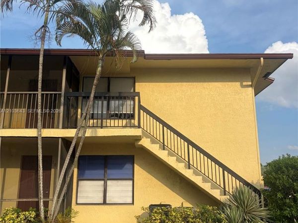 10023 Winding Lake Rd , Unit 202, Sunrise, FL 33351