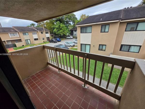 15433 SW 80th St , Unit 206-11, Miami, FL 33193