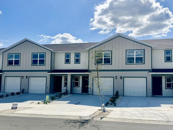 4770 SW 69th Street, Gainesville, FL 32608