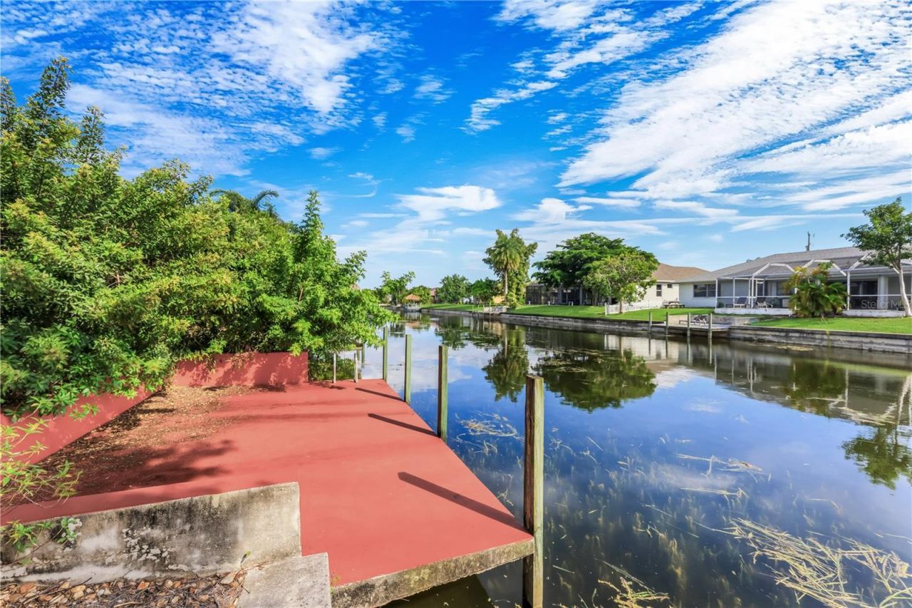 310 SE 23rd Street , Cape Coral, FL 33990 Photo
