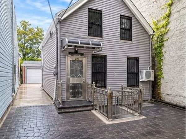 207 Bradford Street , Brooklyn, NY 11207