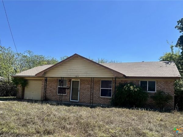 1410 Pidcoke Street, Gatesville, TX 76528
