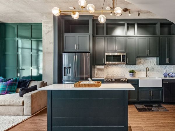 600 12th Ave S, Unit 902, Nashville, TN 37203