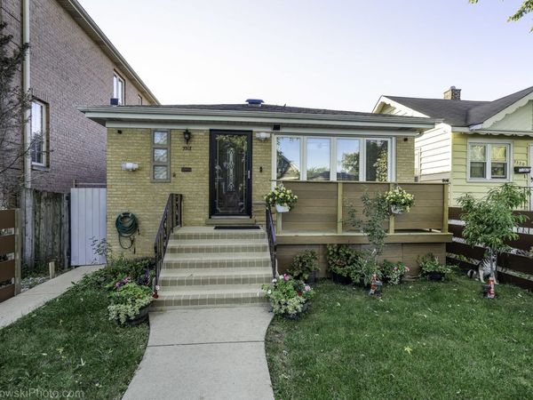3318 N Oriole Avenue, Chicago, IL 60634