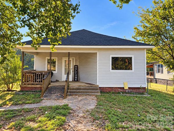 1727 Spencer Mountain Road , Gastonia, NC 28054