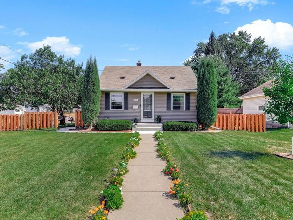 8201 Stevens Avenue S, Bloomington, MN 55420