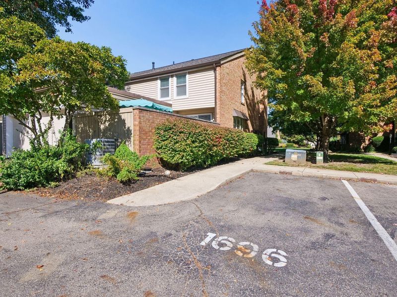 1696 Moravian Street, Columbus, OH 43220 Photo 36